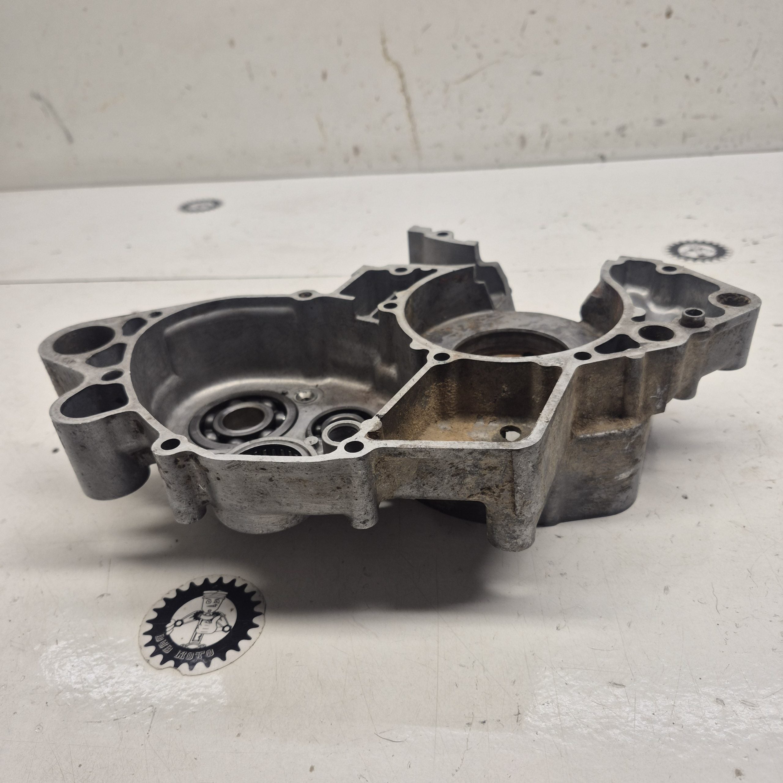 carter moteur gauche suzuki 125 rm 1990-3