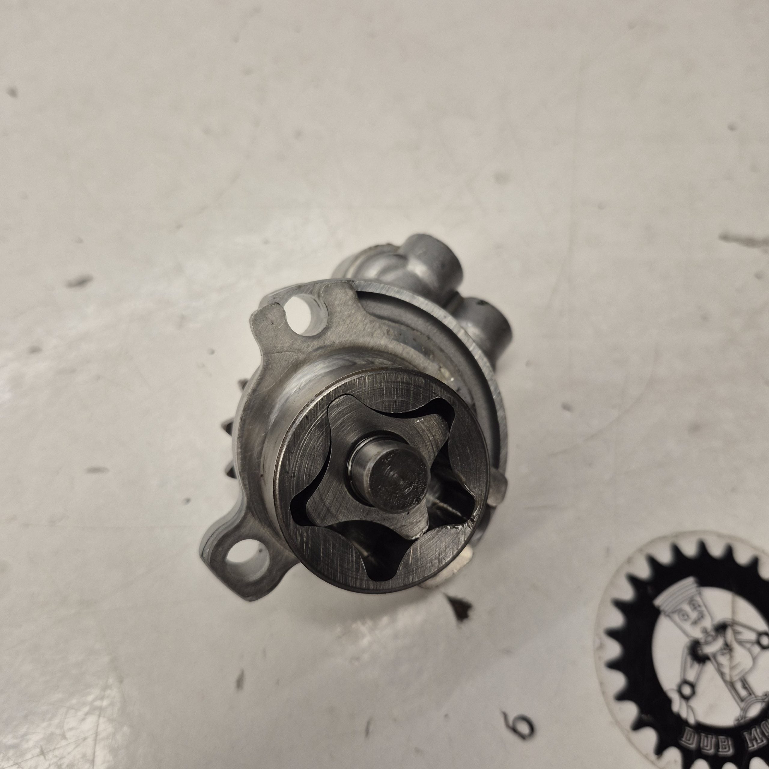 pompe a huile yamaha 250 yzf 03-05
