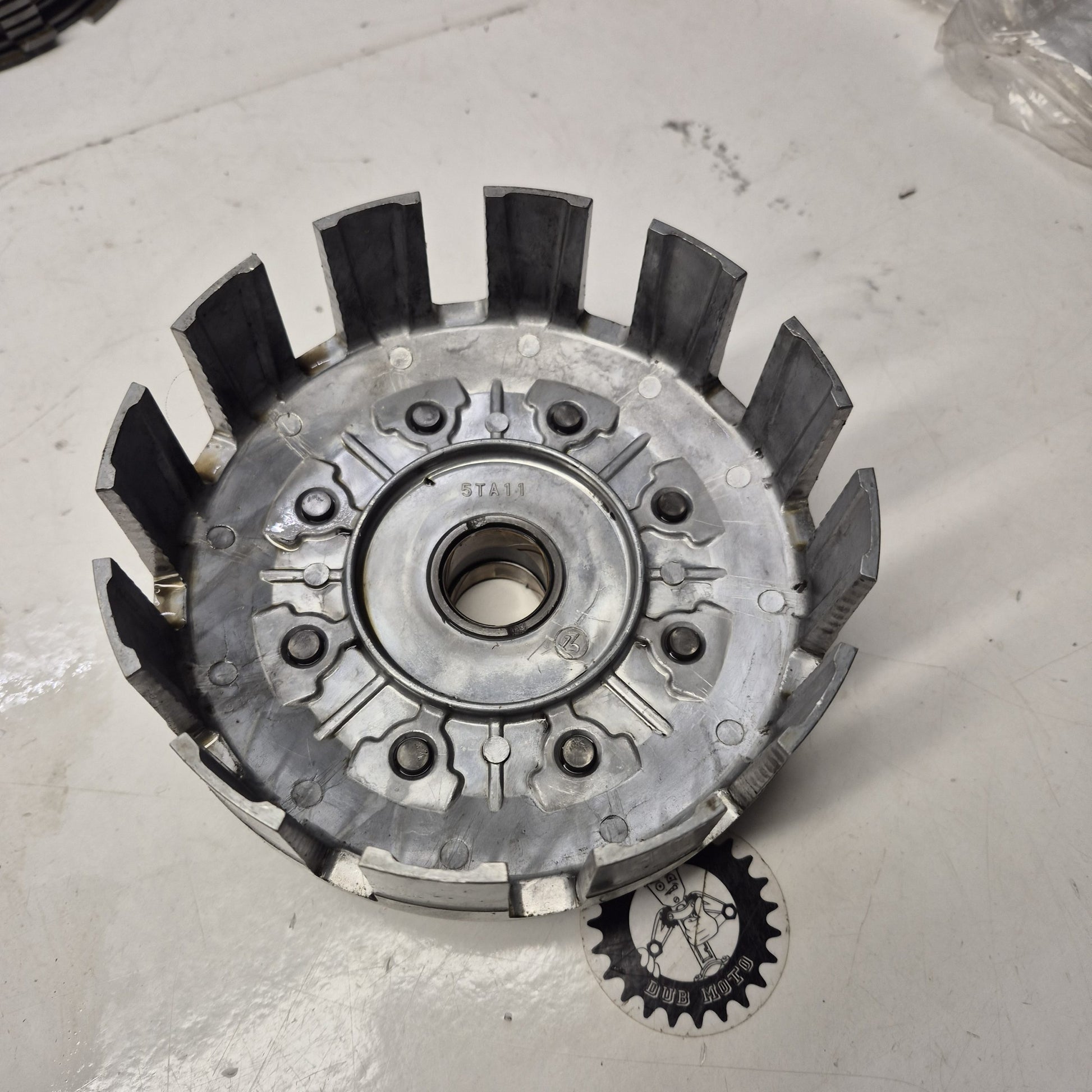 cloche embrayage yamaha 450 yzf 12-13 5TA11-1