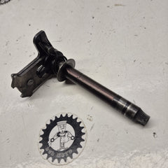 axe de selecteur ktm 250 sxf 2013-1