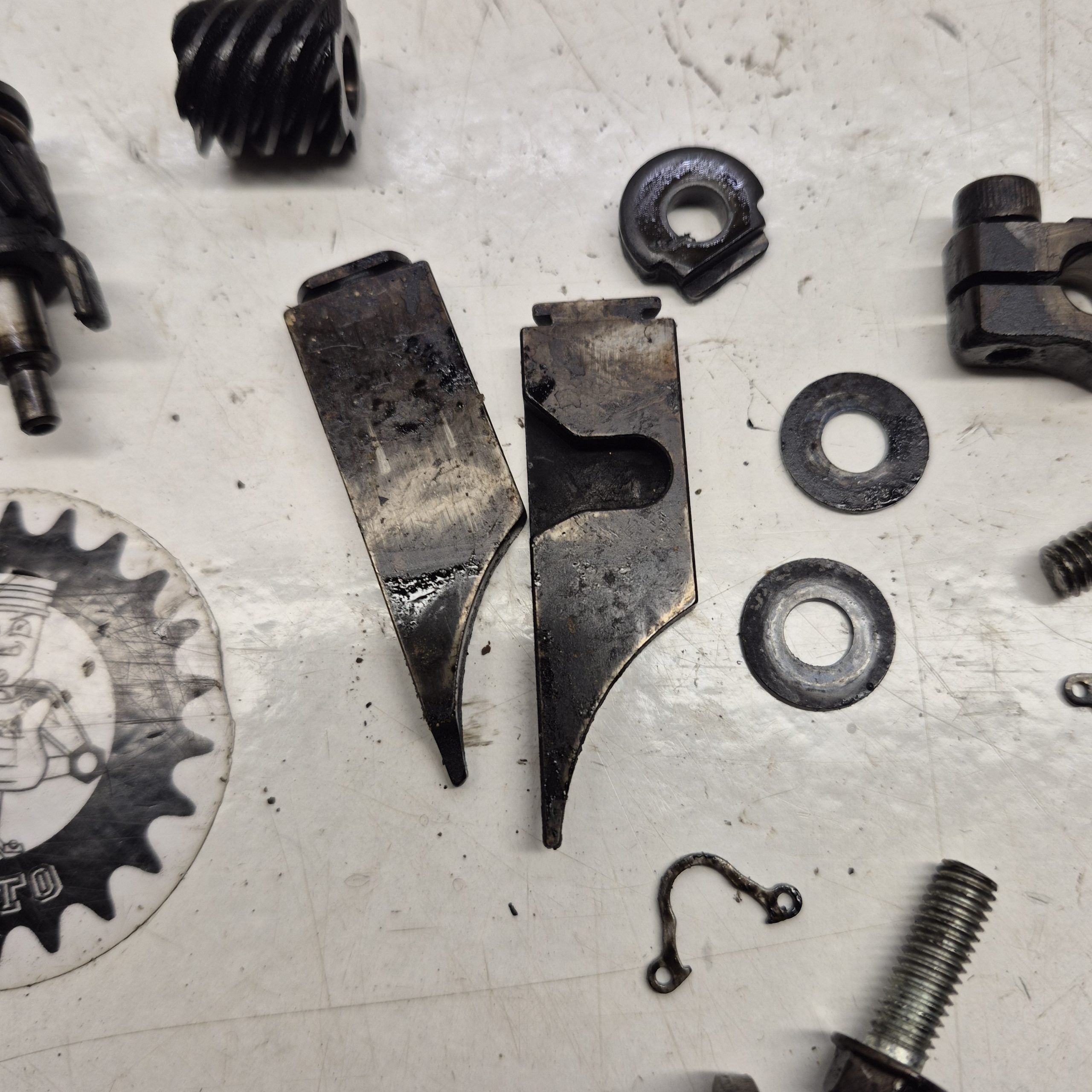 valve incomplete honda 125 cr 1994-3