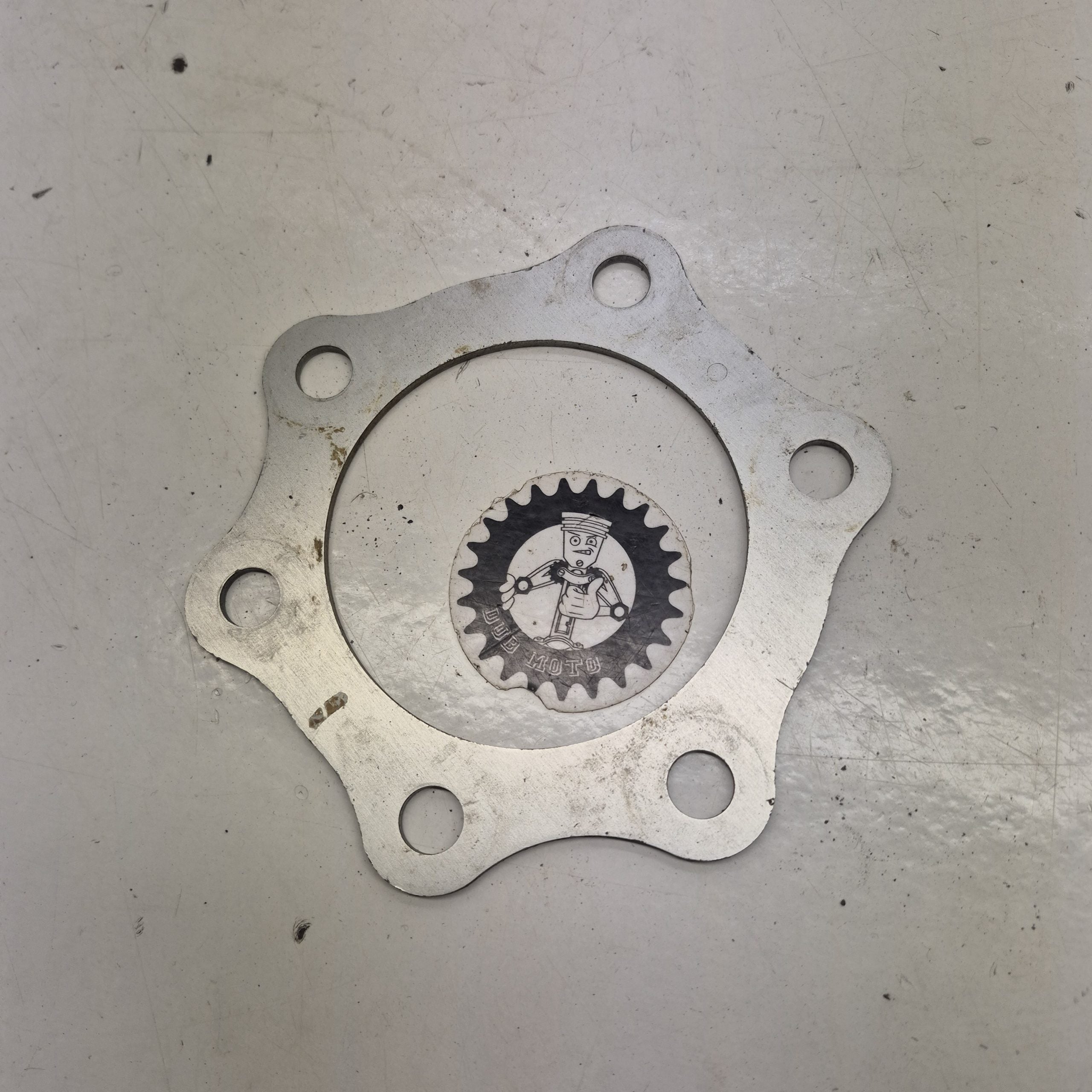 fixation pompe a essence honda 250 crf 10-13
