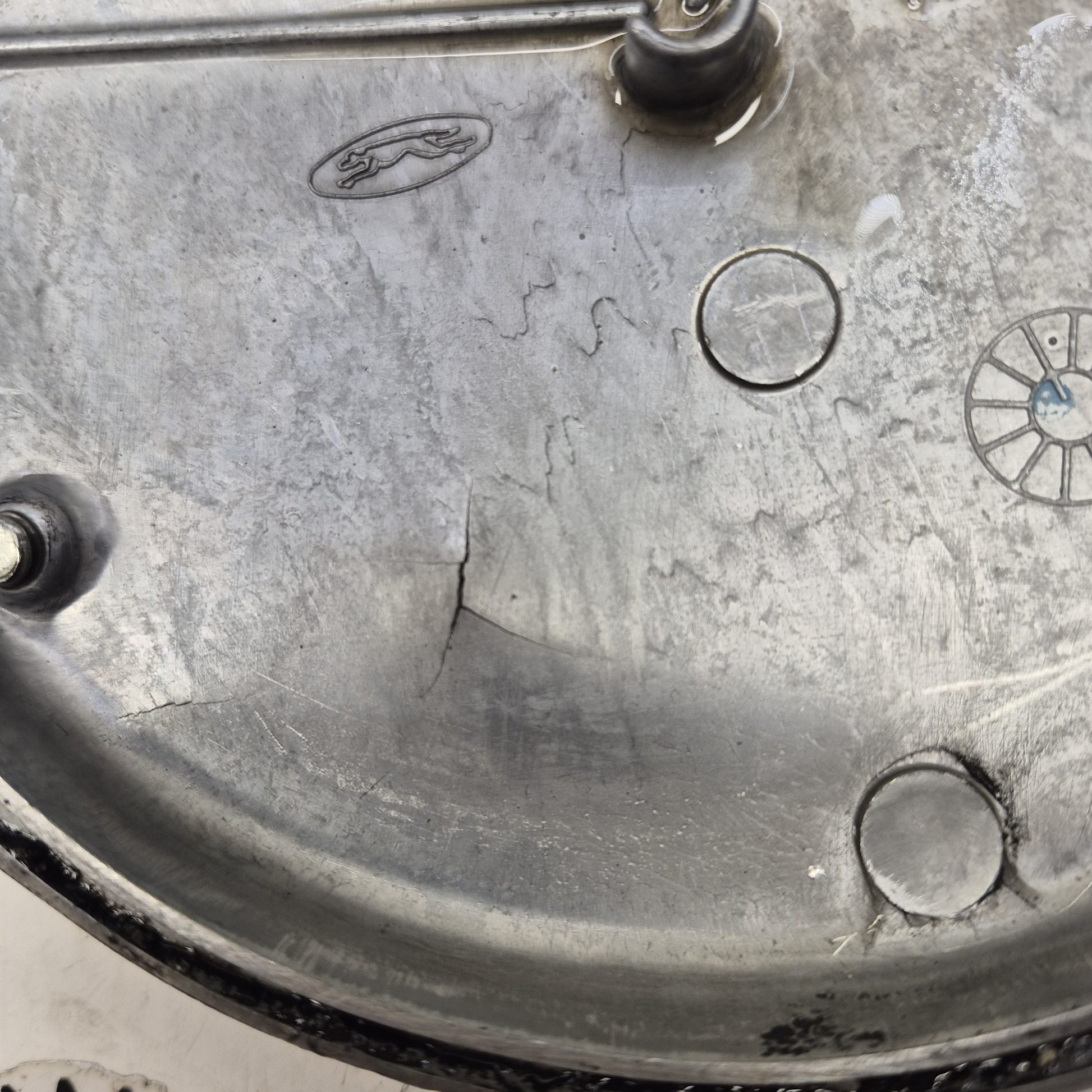 couvercle embrayage en l'etat honda 125 c r 1998-3