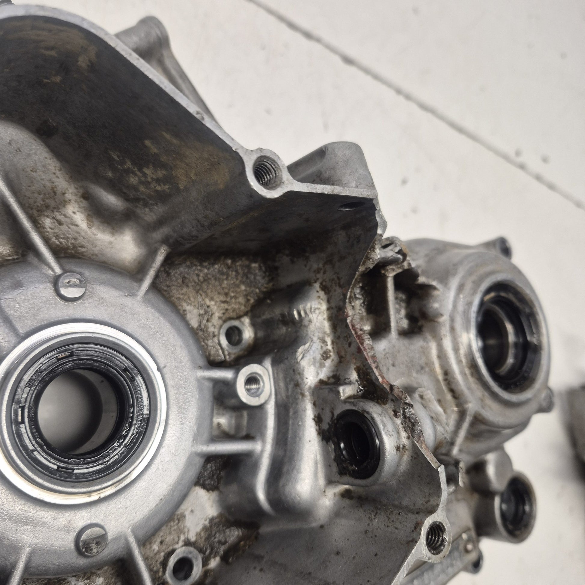 paire de carters honda 125 cr 1998-3