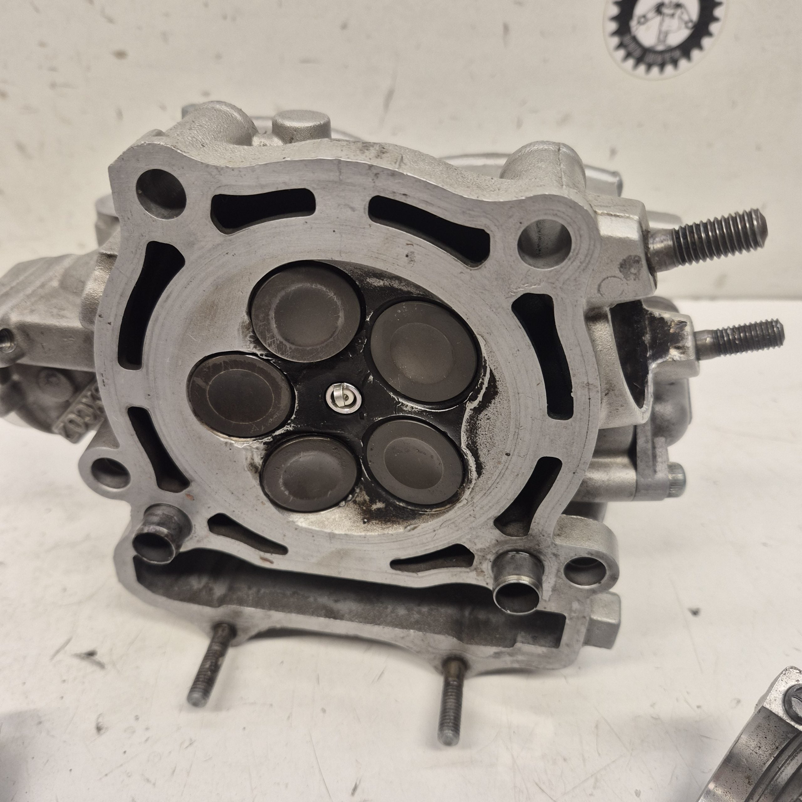culasse arbre a came en l'etat yamaha 250 yzf 2009-10