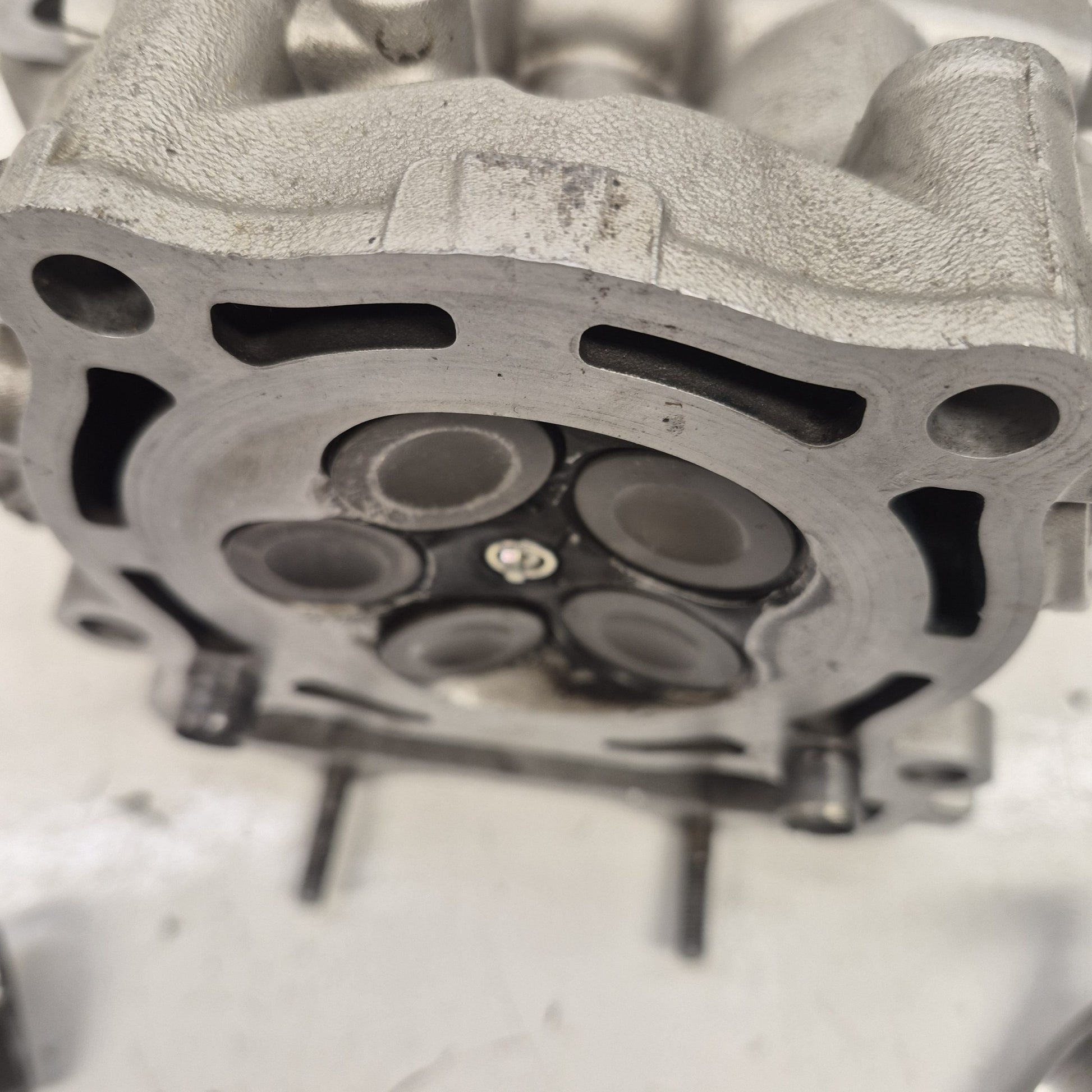 culasse arbre a came en l'etat yamaha 250 yzf 2009-9