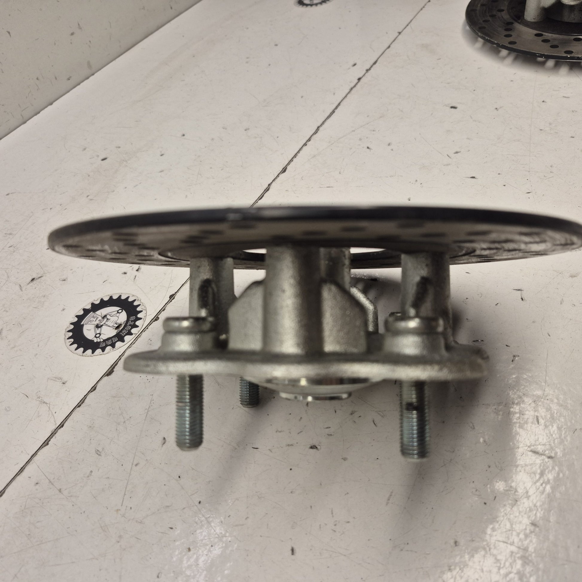 moyeux de roue tgb-3