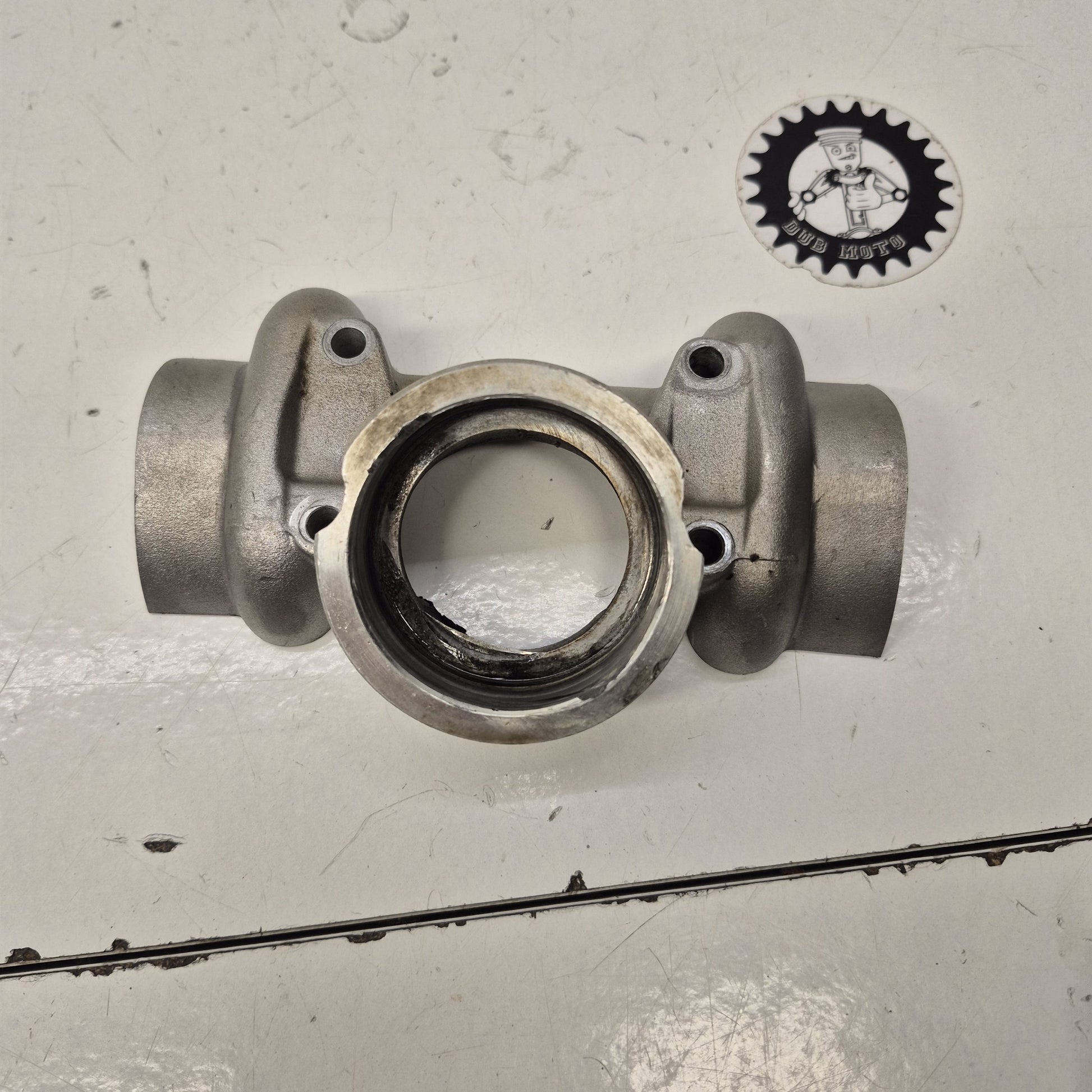 flasque de valve ktm 250 exc tpi 2018 en l'etat 554.37.001.000.R-1