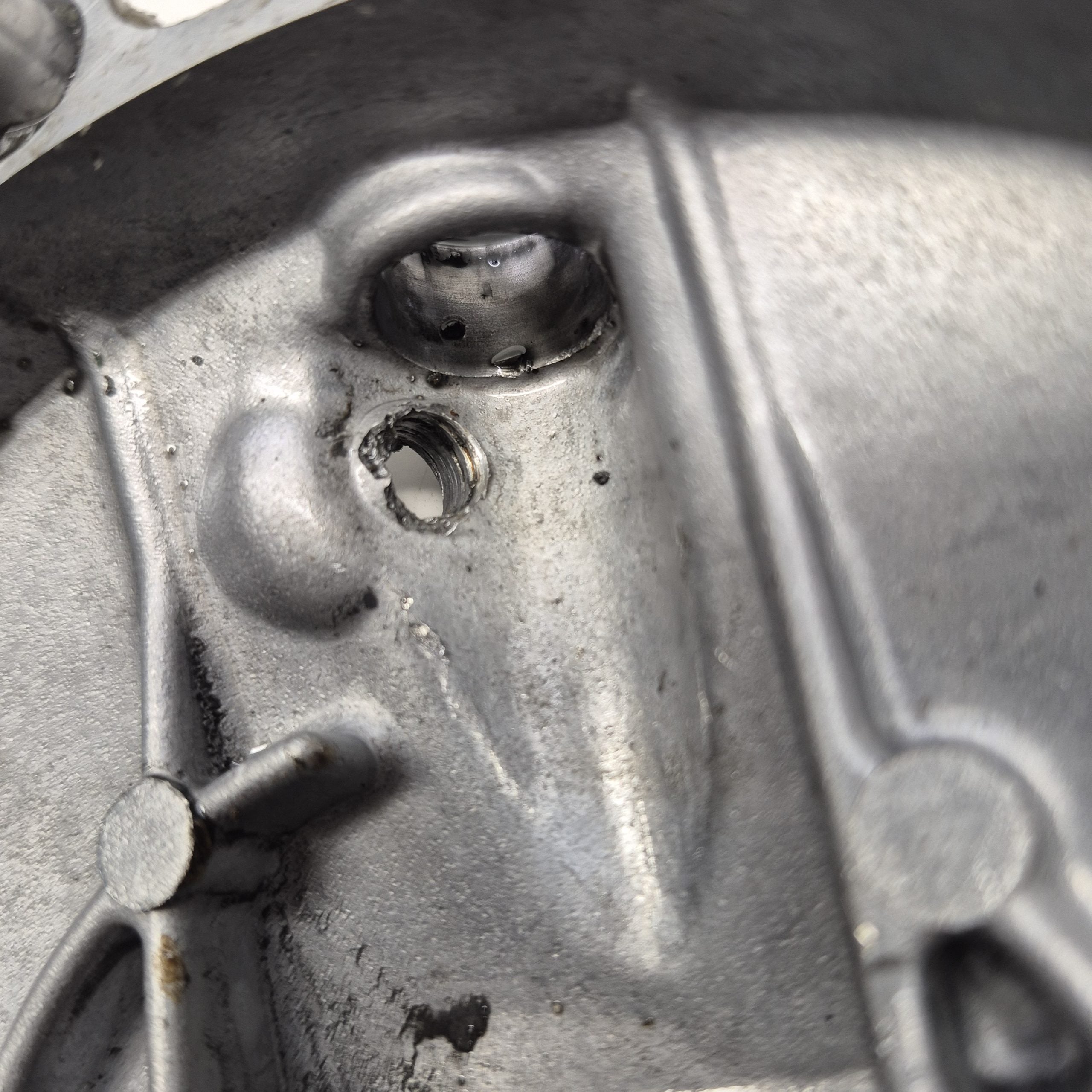 covuercle embrayage en l'etat yamaha 125 yz 1993-3