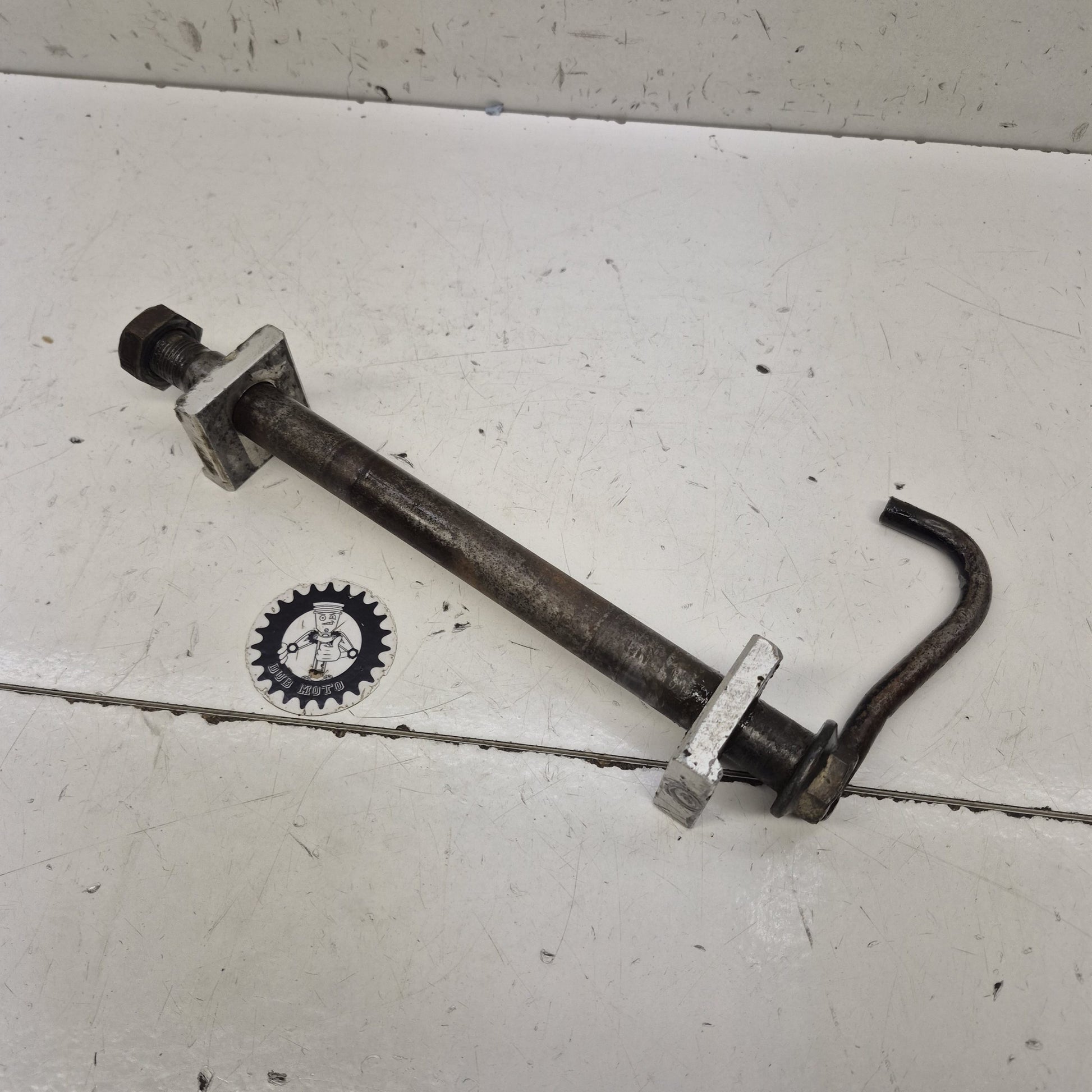 axe roue arrière yamaha 125 yz 1993-1