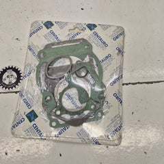 -joitn haut moteur suzuki  rg gamma 85-91-1