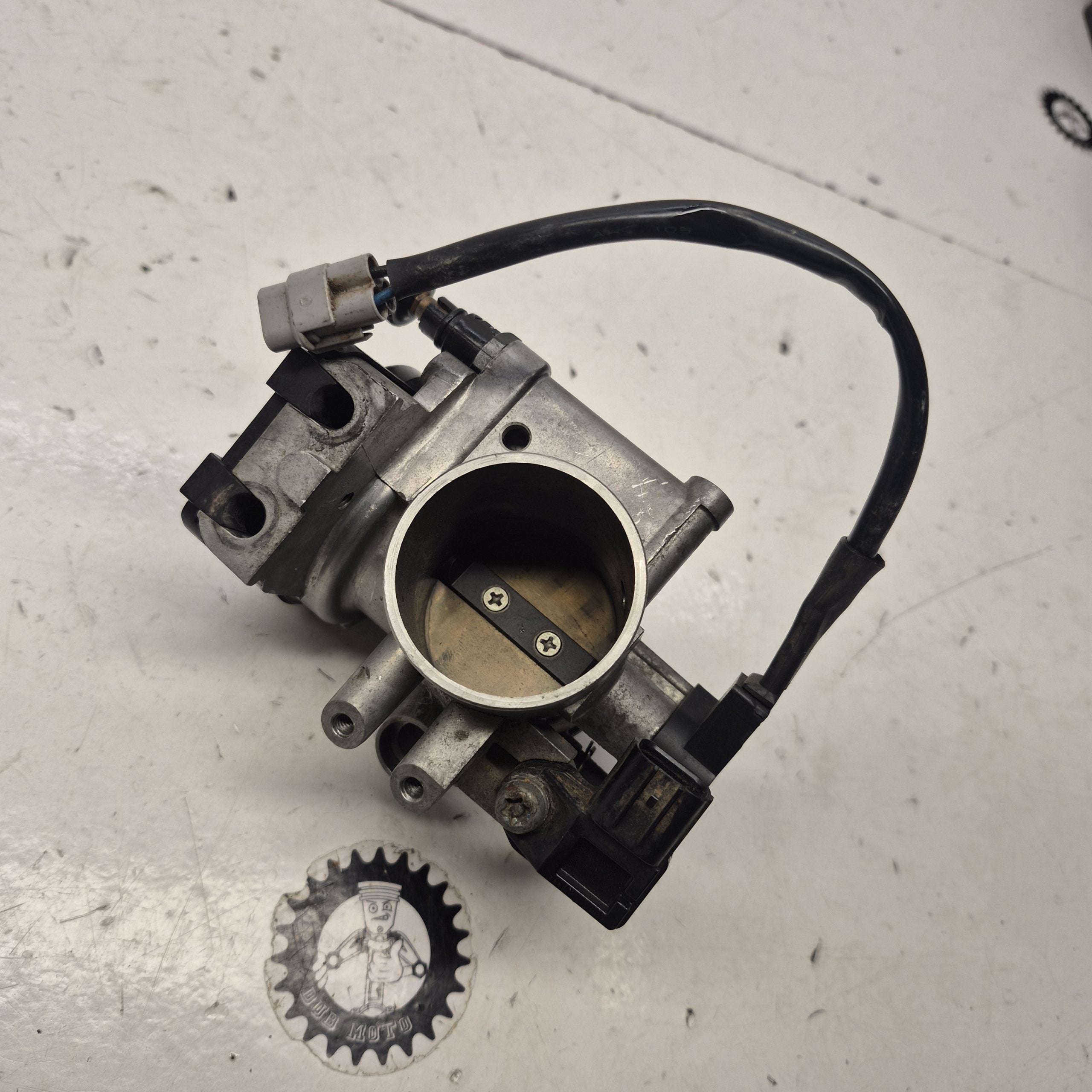corp injection yamaha 450 yzf 2011 33D1