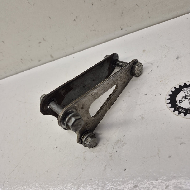 support moteur yamaha 250 yz 1984-1