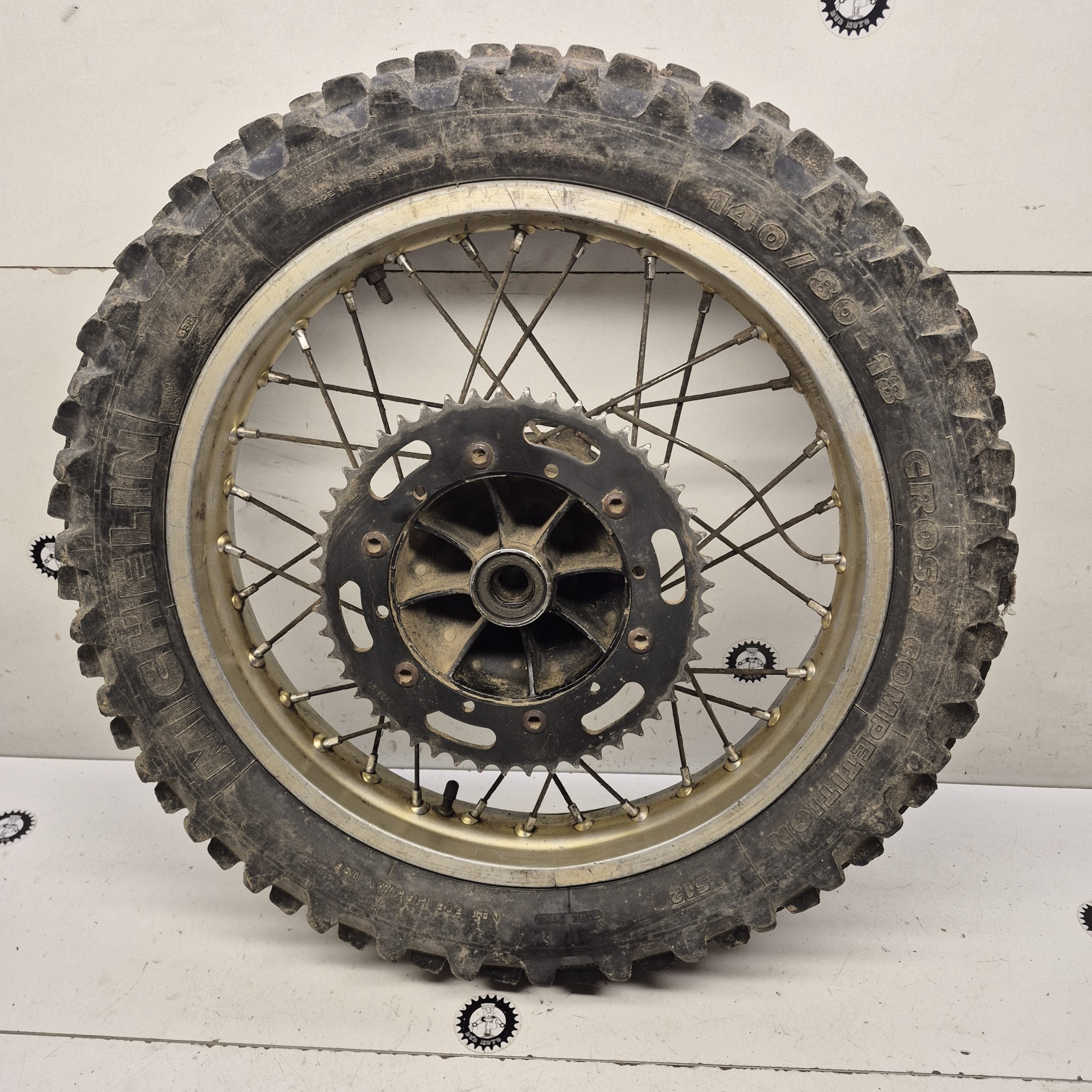 roue arriere en l'etat yamaha 250 yz 1984
