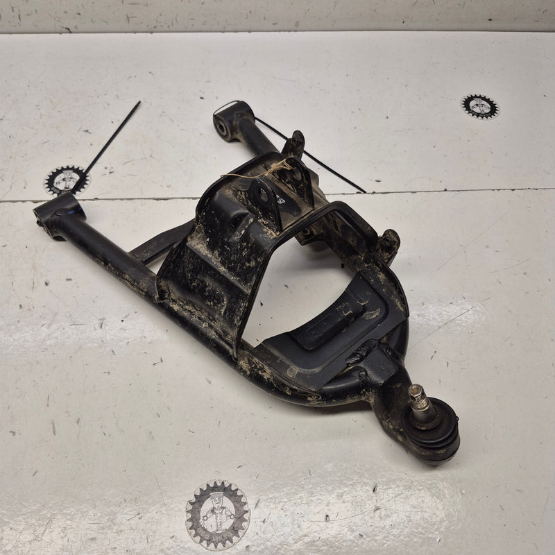 triangle inferieur droit tgb 550 blade-1