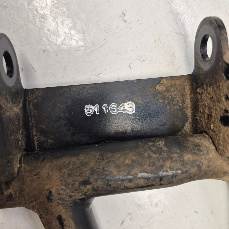trianglr supérieur arriere gauche tgb 550 blade target 511643-3