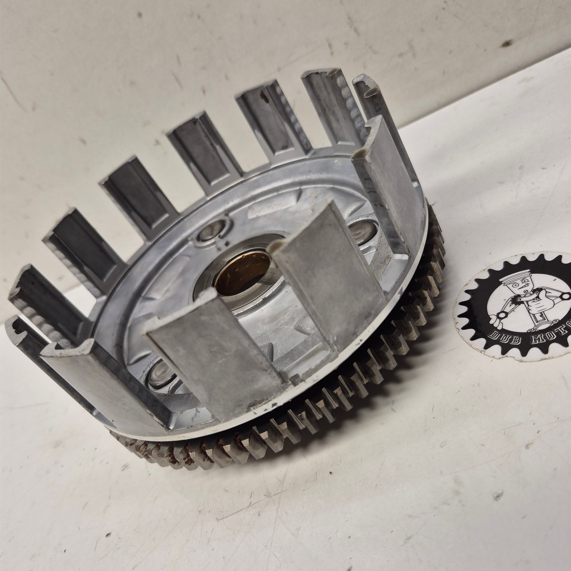 cloche embrayage triton 450-2