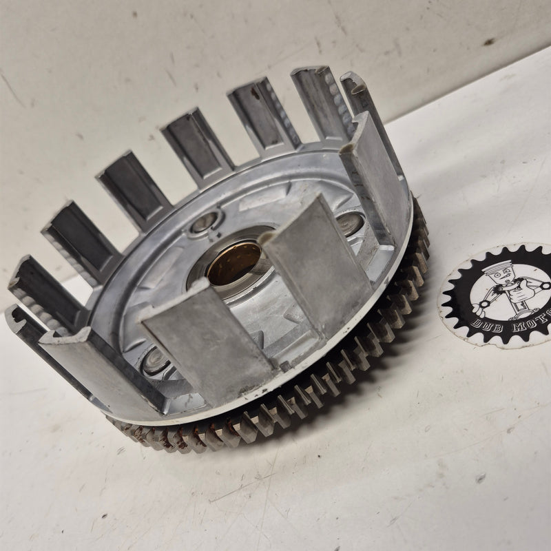 cloche embrayage triton 450-2