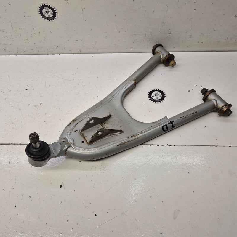 triangle inférieur droit triton 450-1