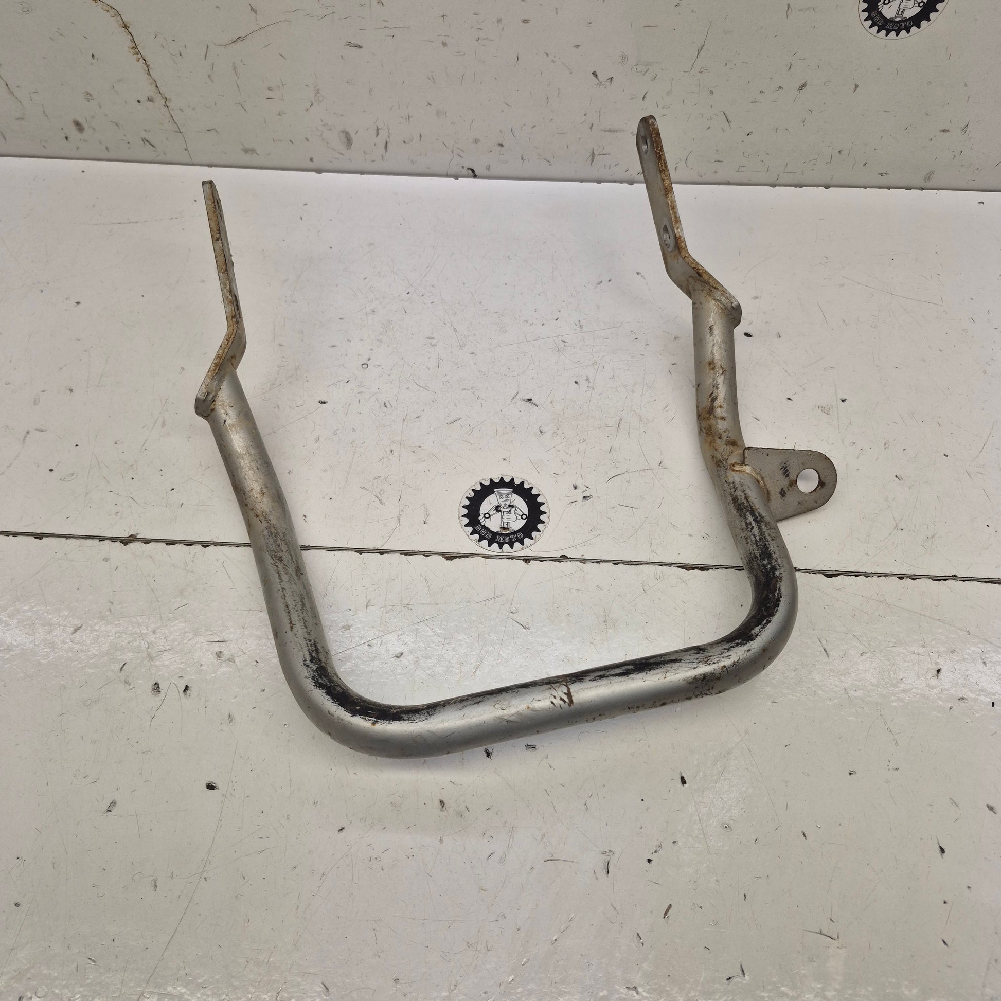 grab bar triton 450-2