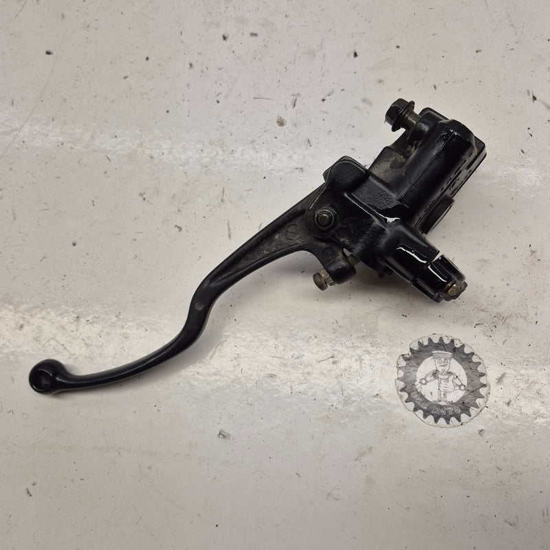 maitre cylindre frein avant yamaha 350 warrior-2