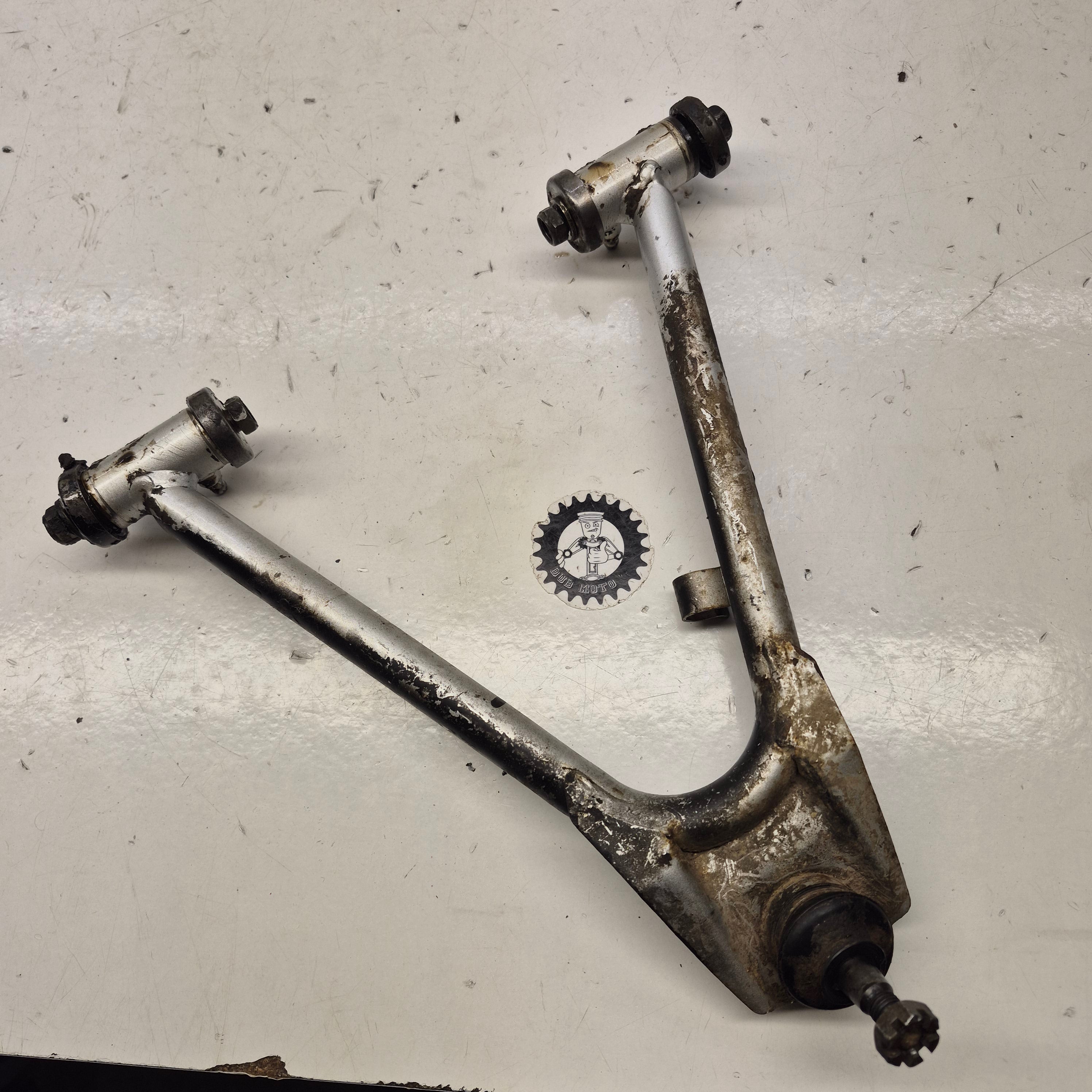 triangle supérieur droit yamaha 350 warrior