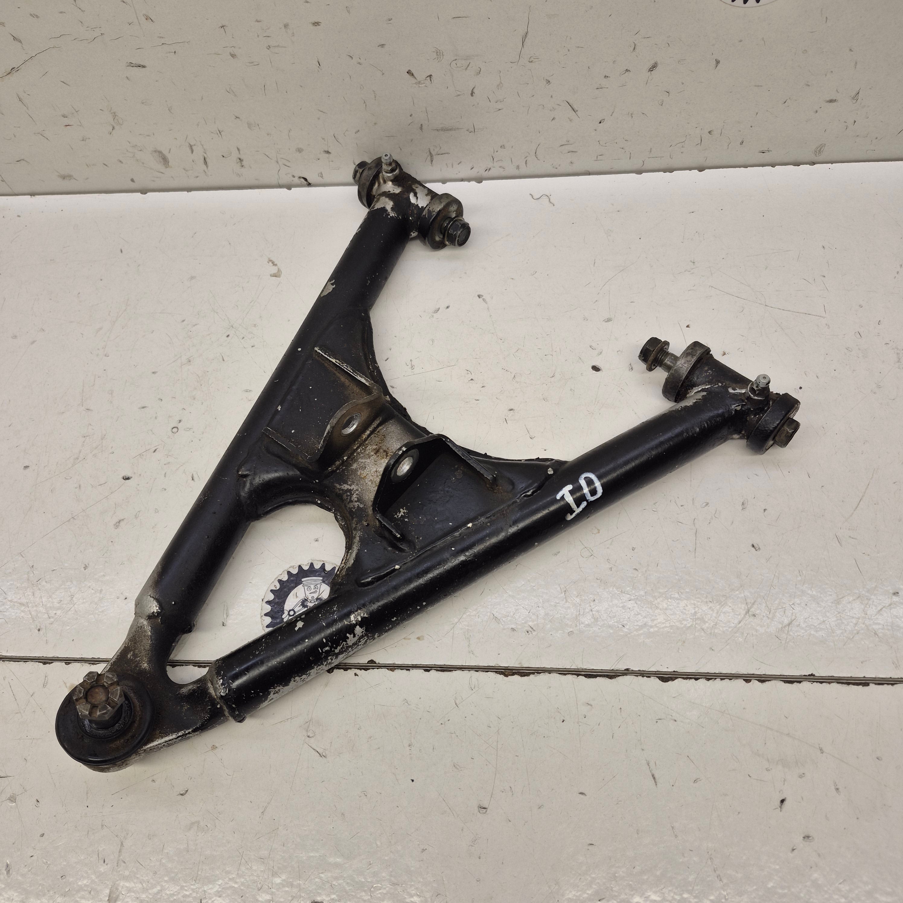 triangle inferieur droit yamaha 350 warrior