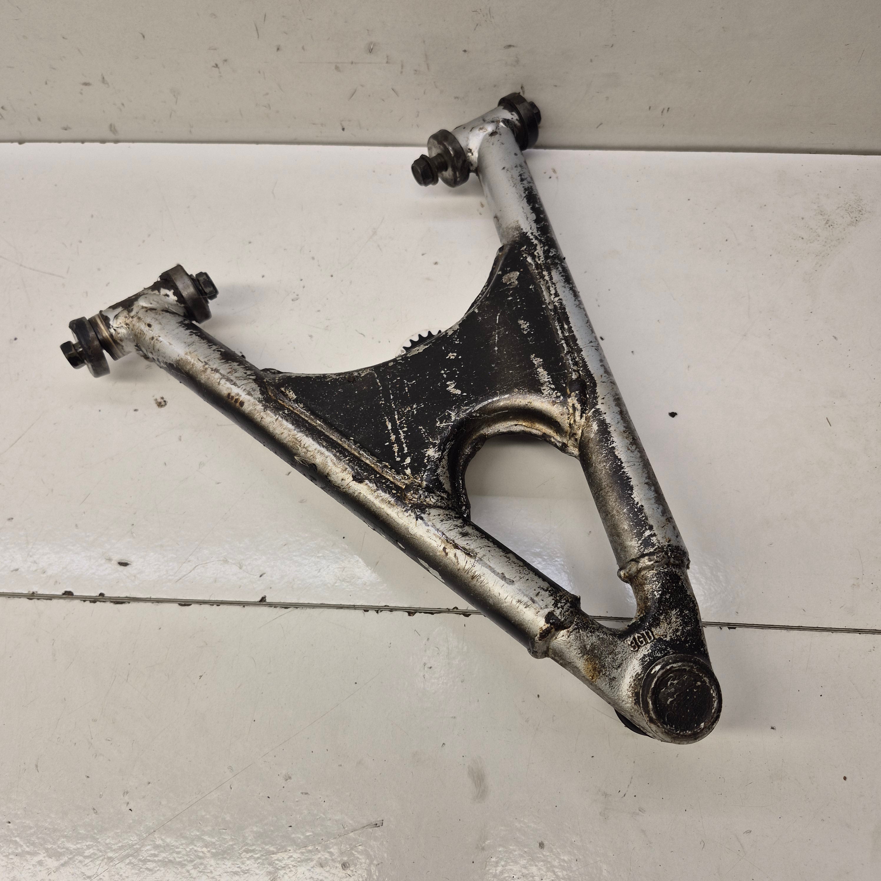 triangle inferieur gauche yamaha 350 warrior
