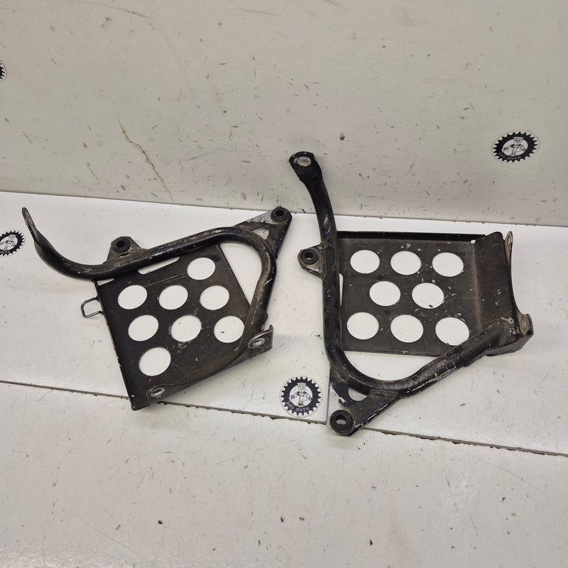 plaques de reposes pieds yamaha 350 warrior-1