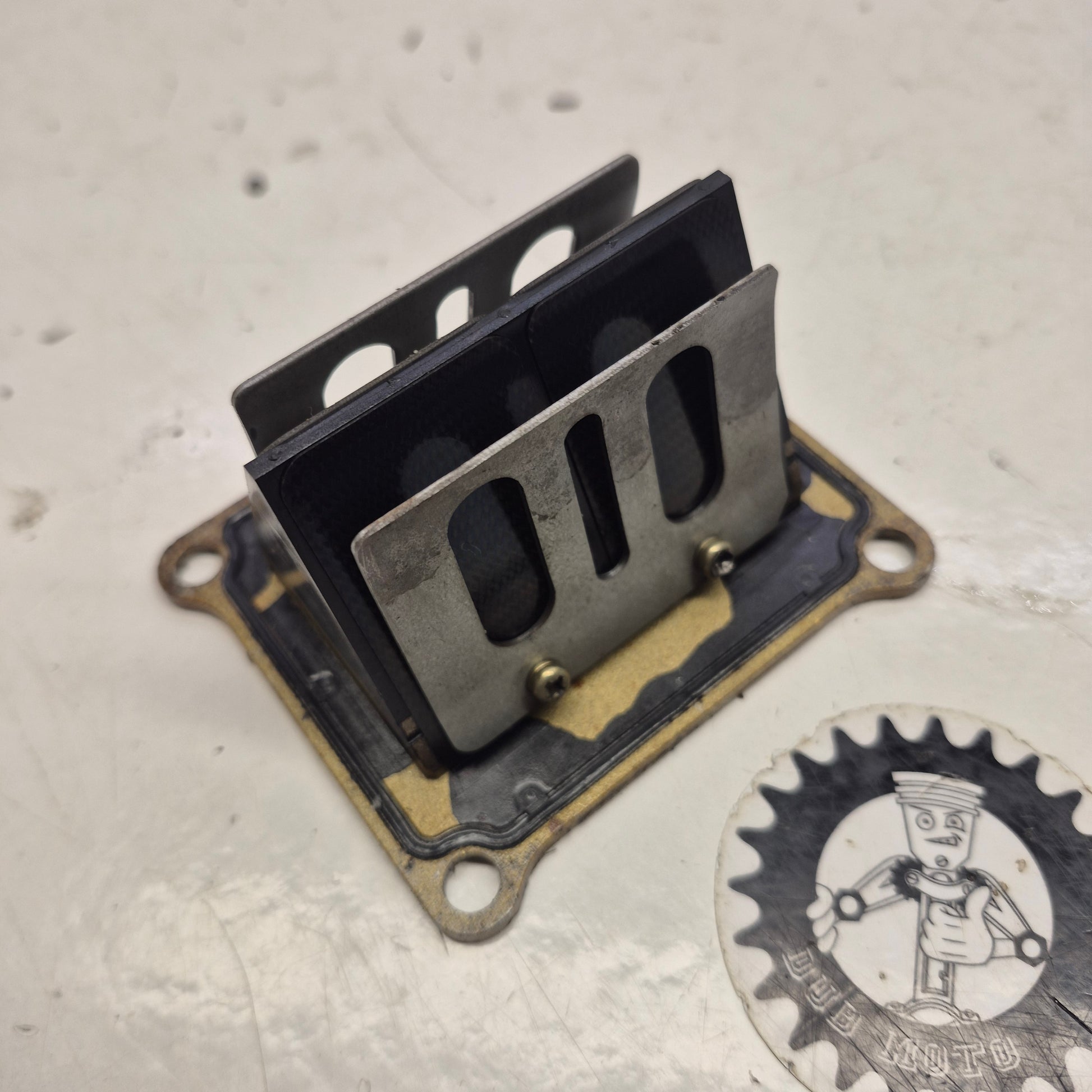boite a clapet suzuki 125 rm 2000-1