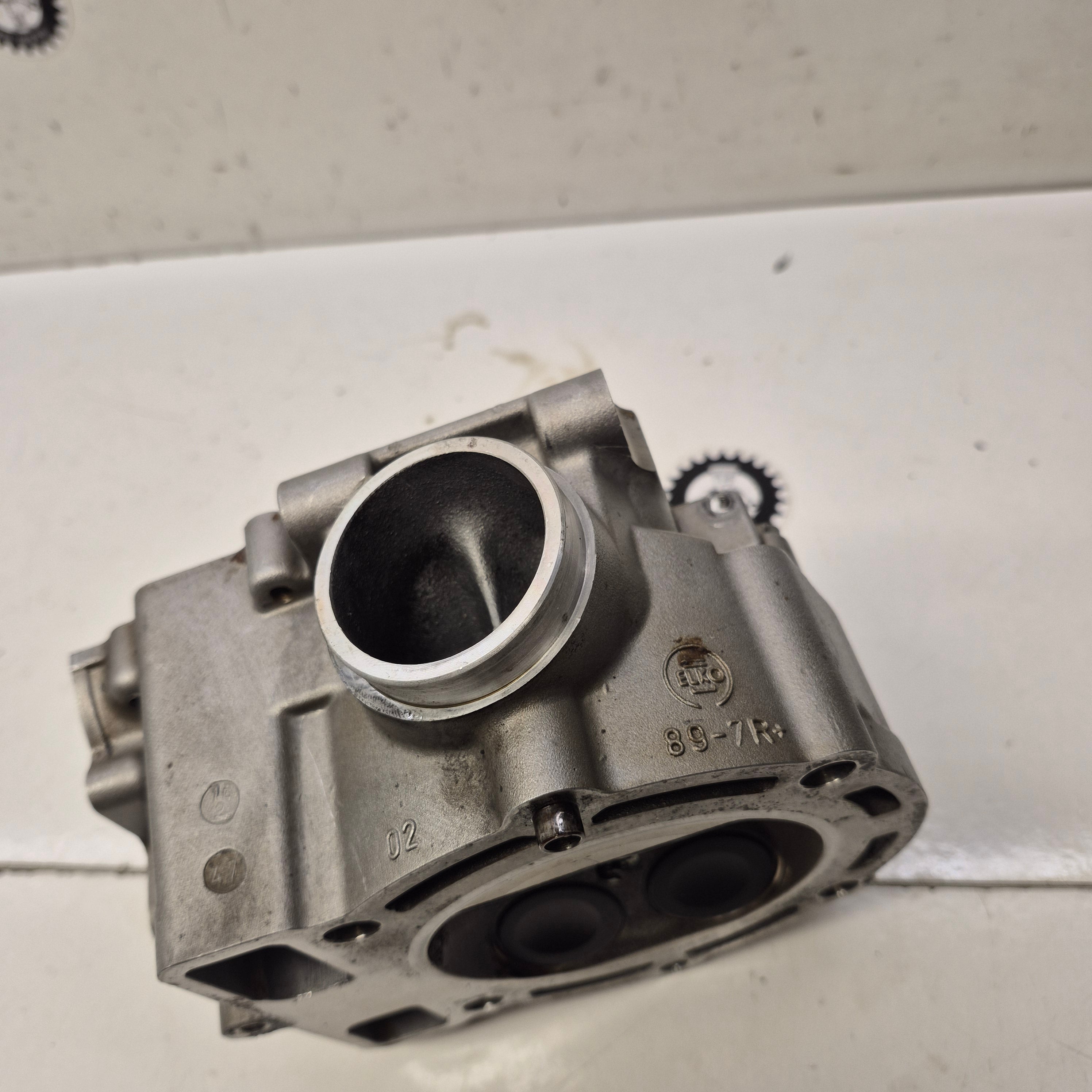 culasse ktm 450 excf 2003  89-7R-4