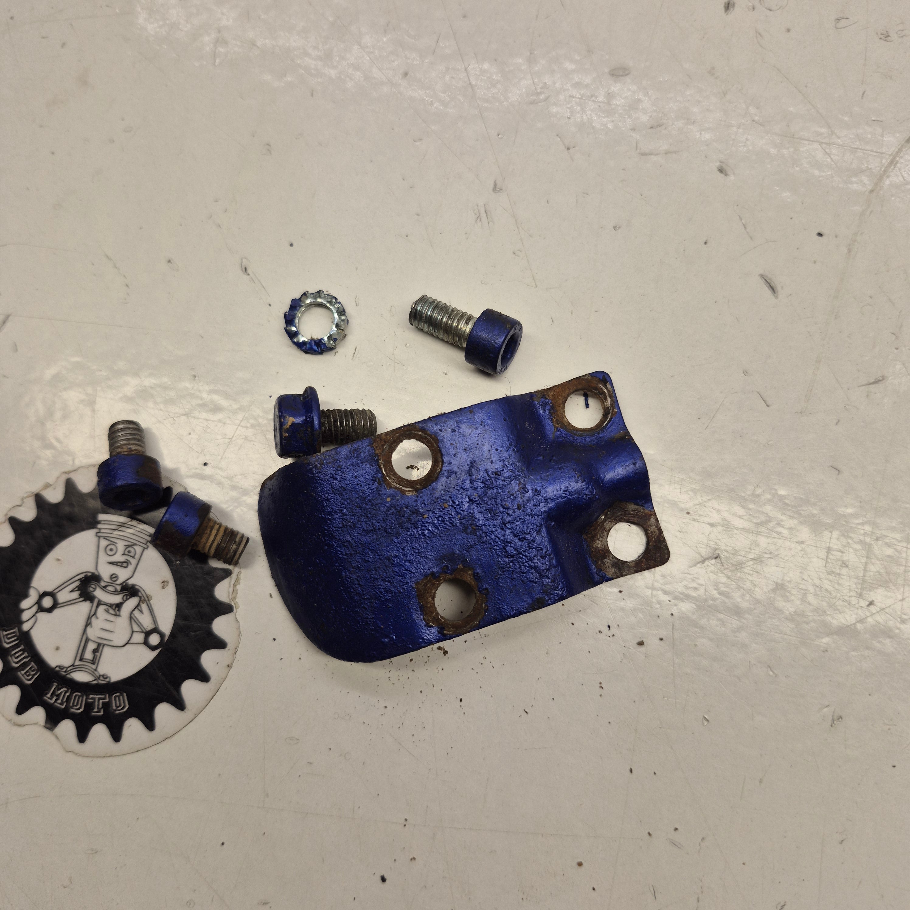 fixation durite yamaha 250 yz 1994
