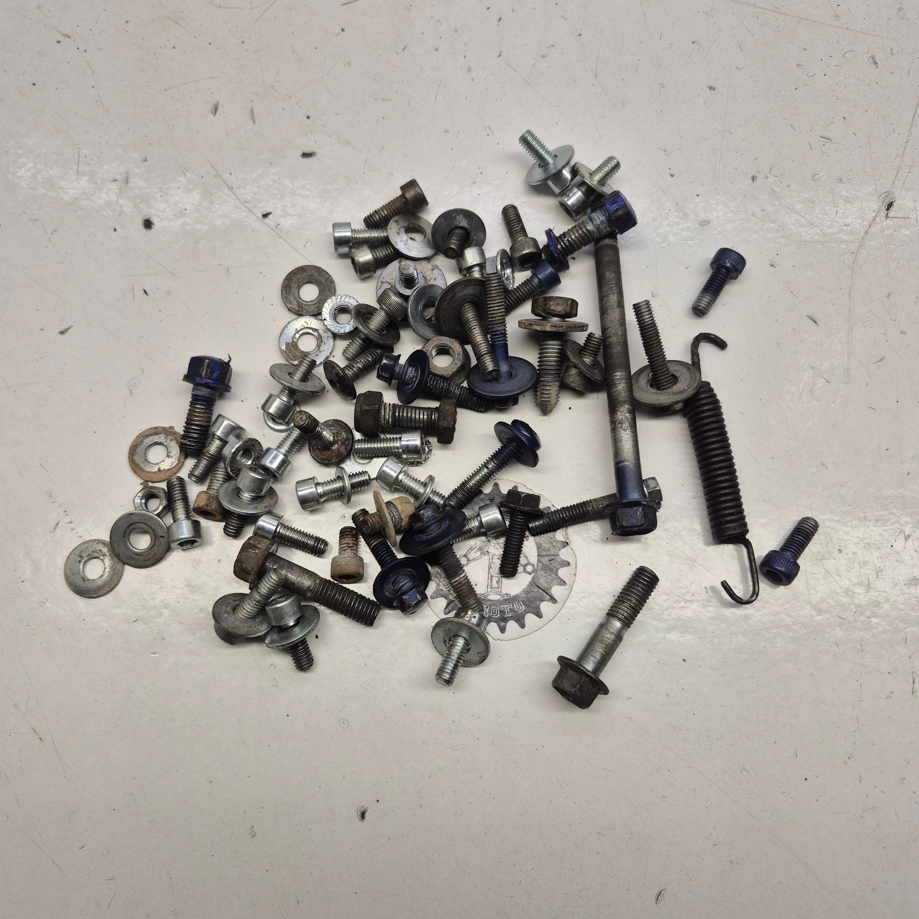 visserie partie cycle yamaha 250 yz 1994