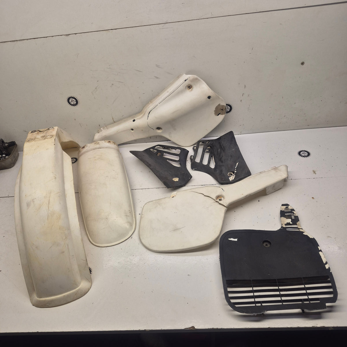 plastiques yamaha 250 yz 1983-1