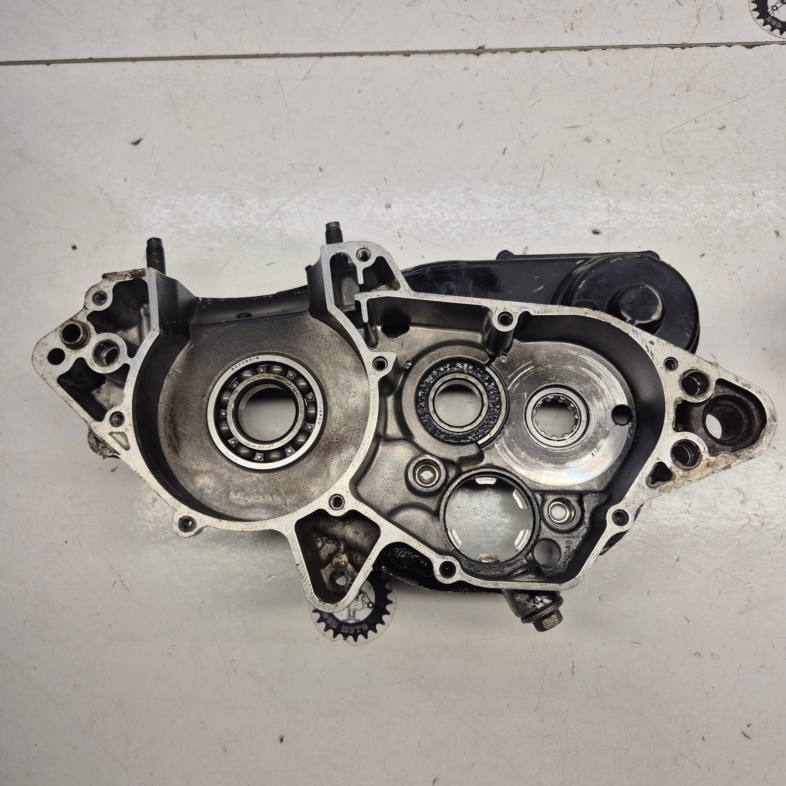 carters moteur yamaha 250 yz 1983 5X50