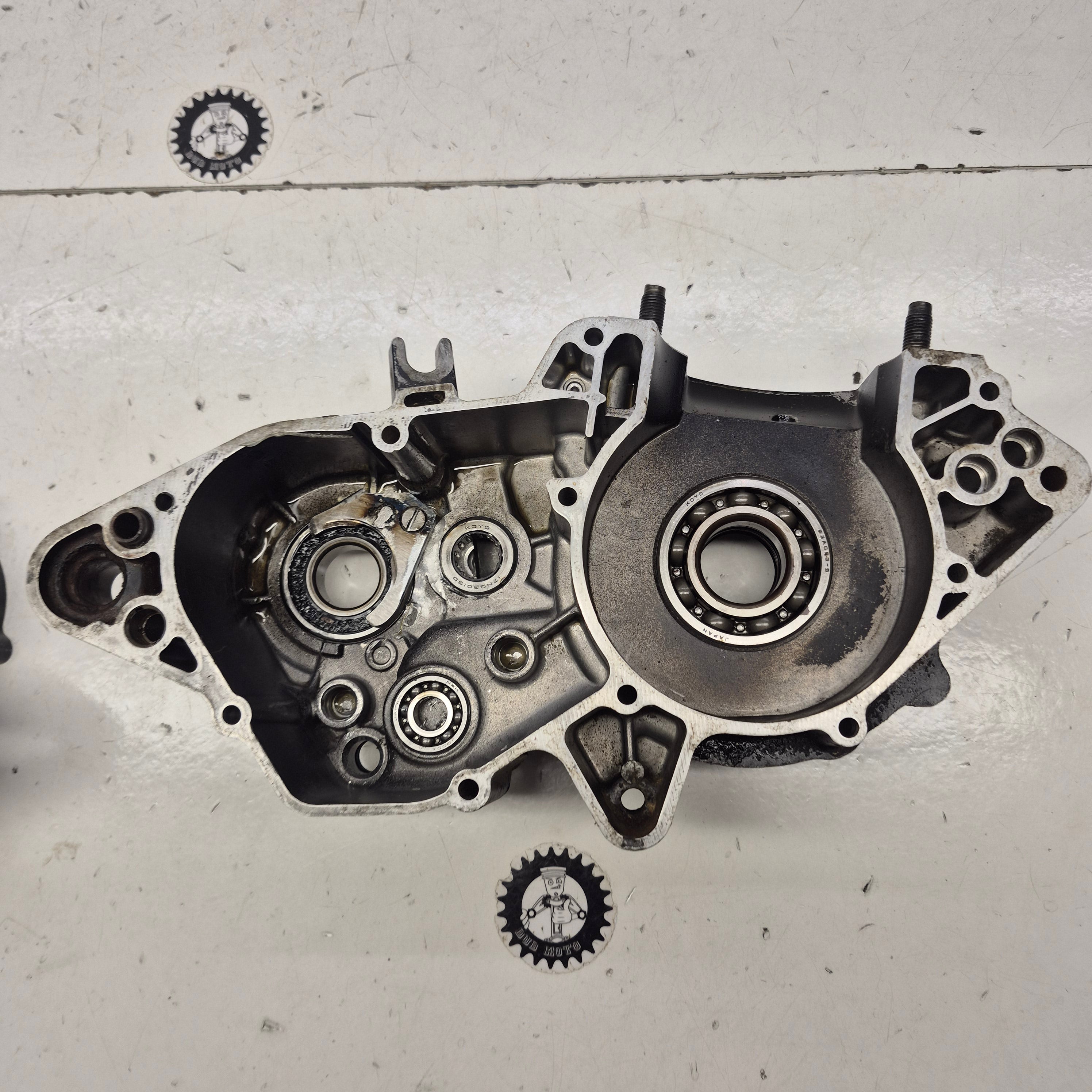 carters moteur yamaha 250 yz 1983 5X50-3