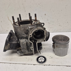 cylindre piston yamaha 250 yz 1983  24Y-1