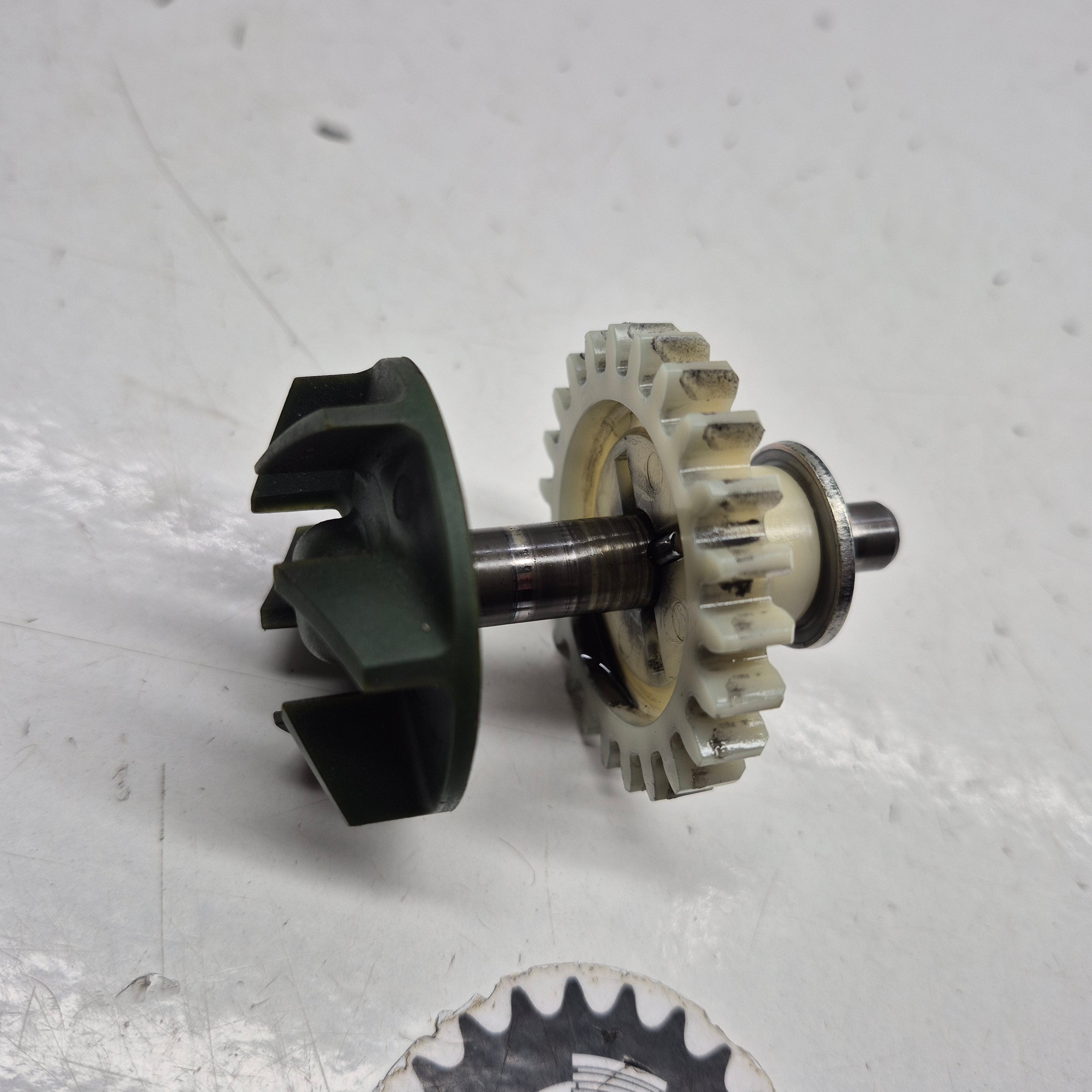 pompe a eau yamaha 250 yz 1992