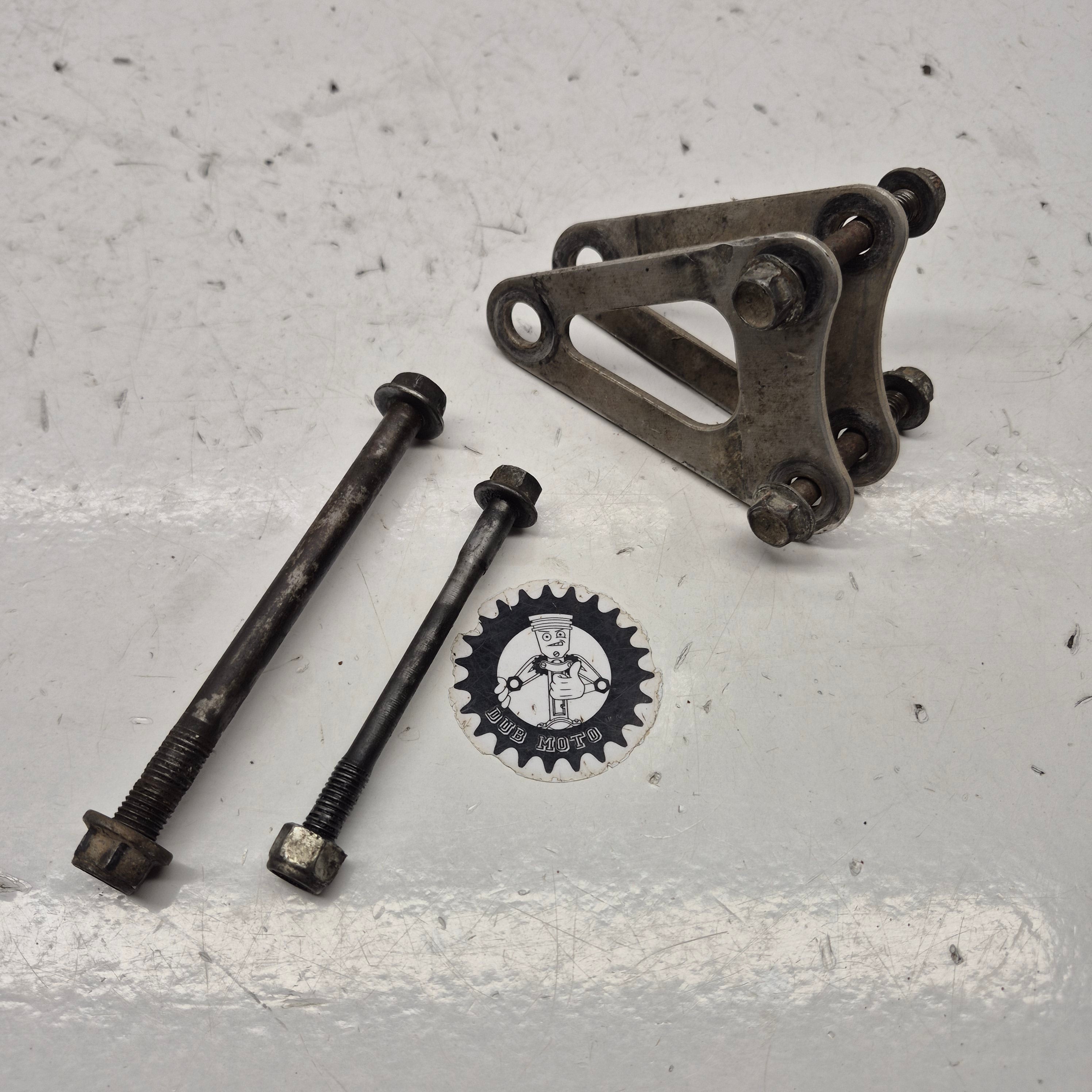 support moteur yamaha 250 yz 1992