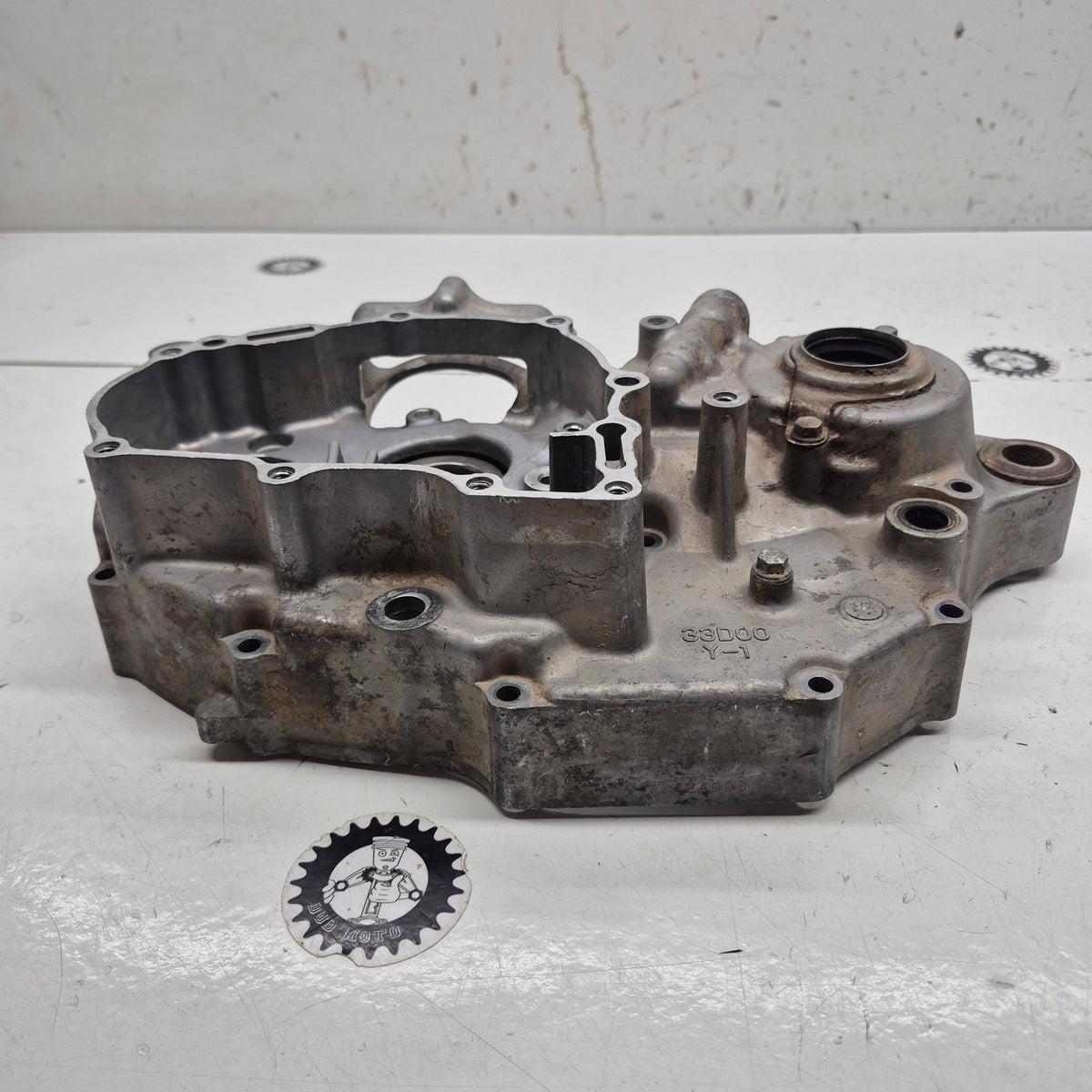 carter moteur gauche yamaha 450 yzf 2011