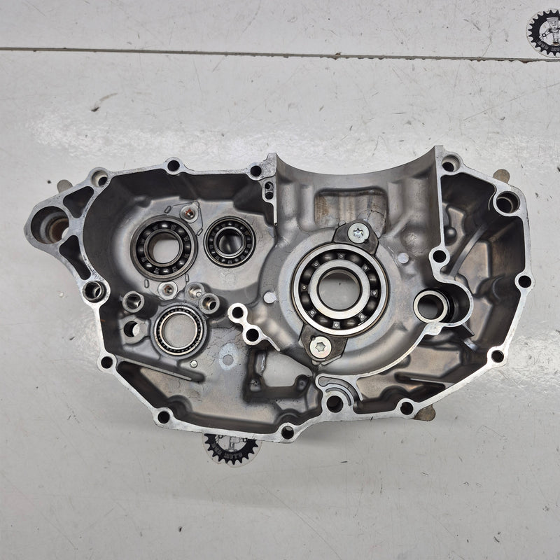 carter moteur gauche yamaha 450 yzf 2011-3