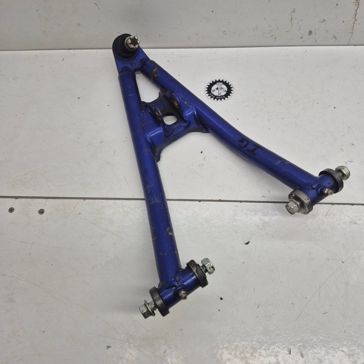 Triangle inférieur gauche yamaha 450 yfz