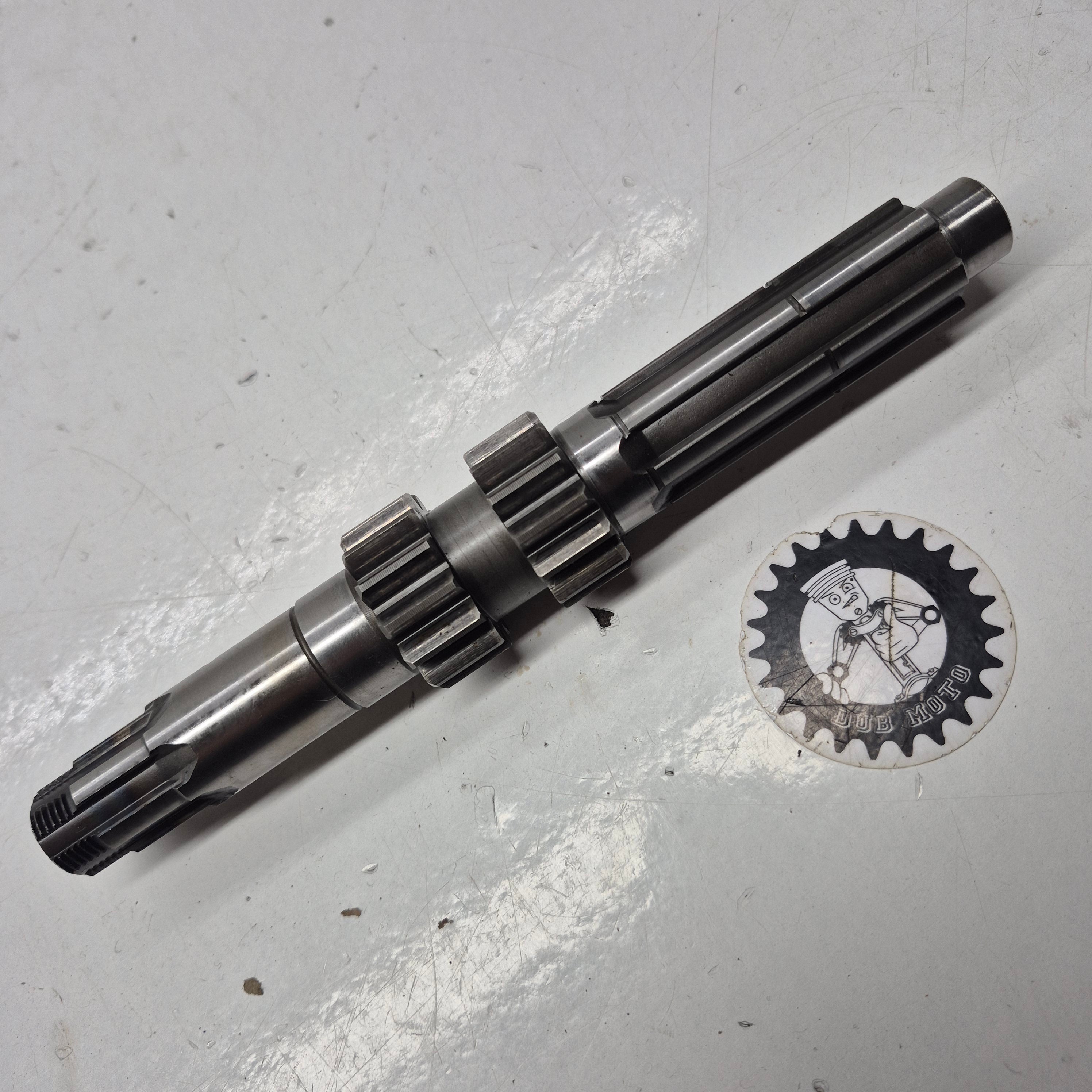 arbre de boite suzuki 400 ltz