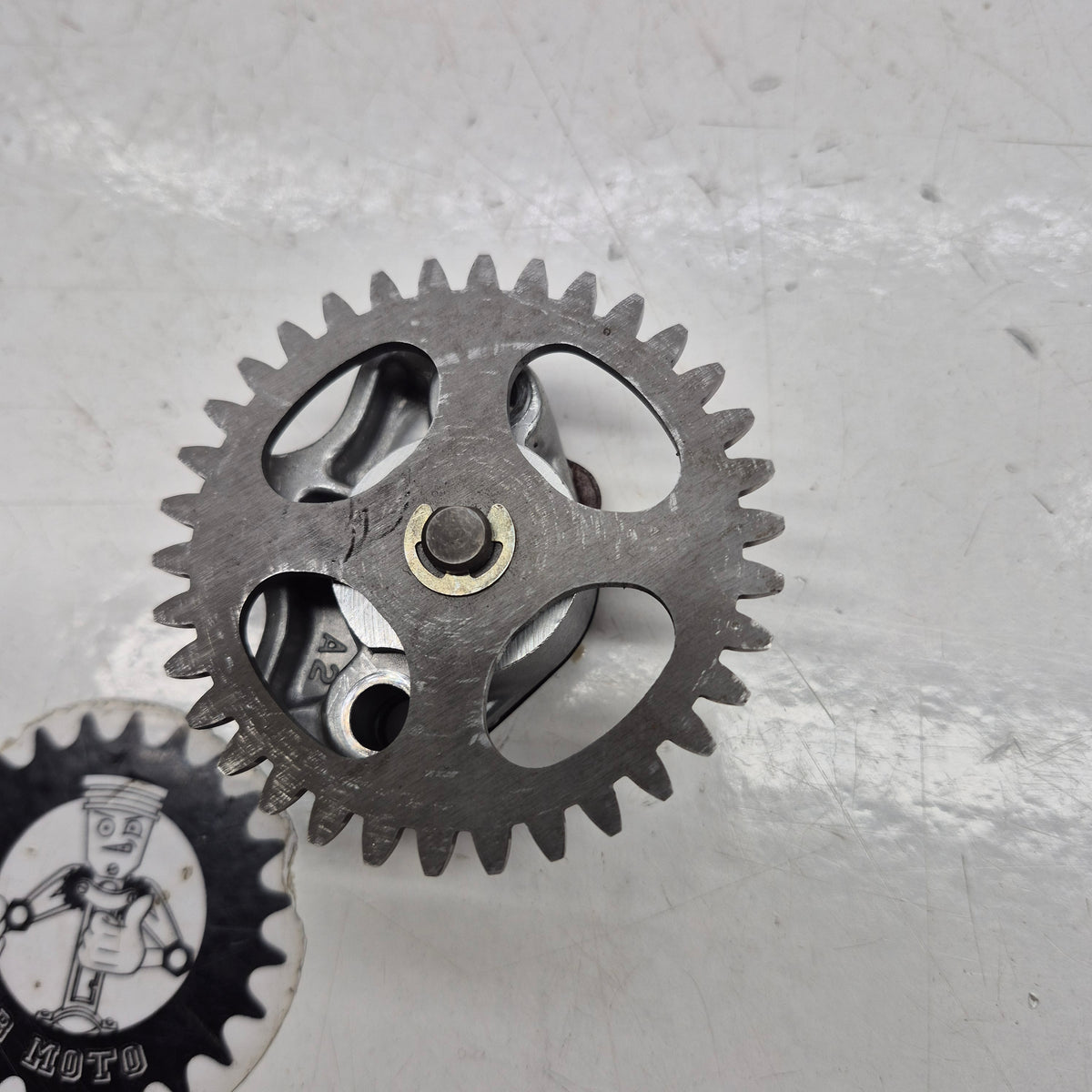 pompe a huile yamaha 125 ttr