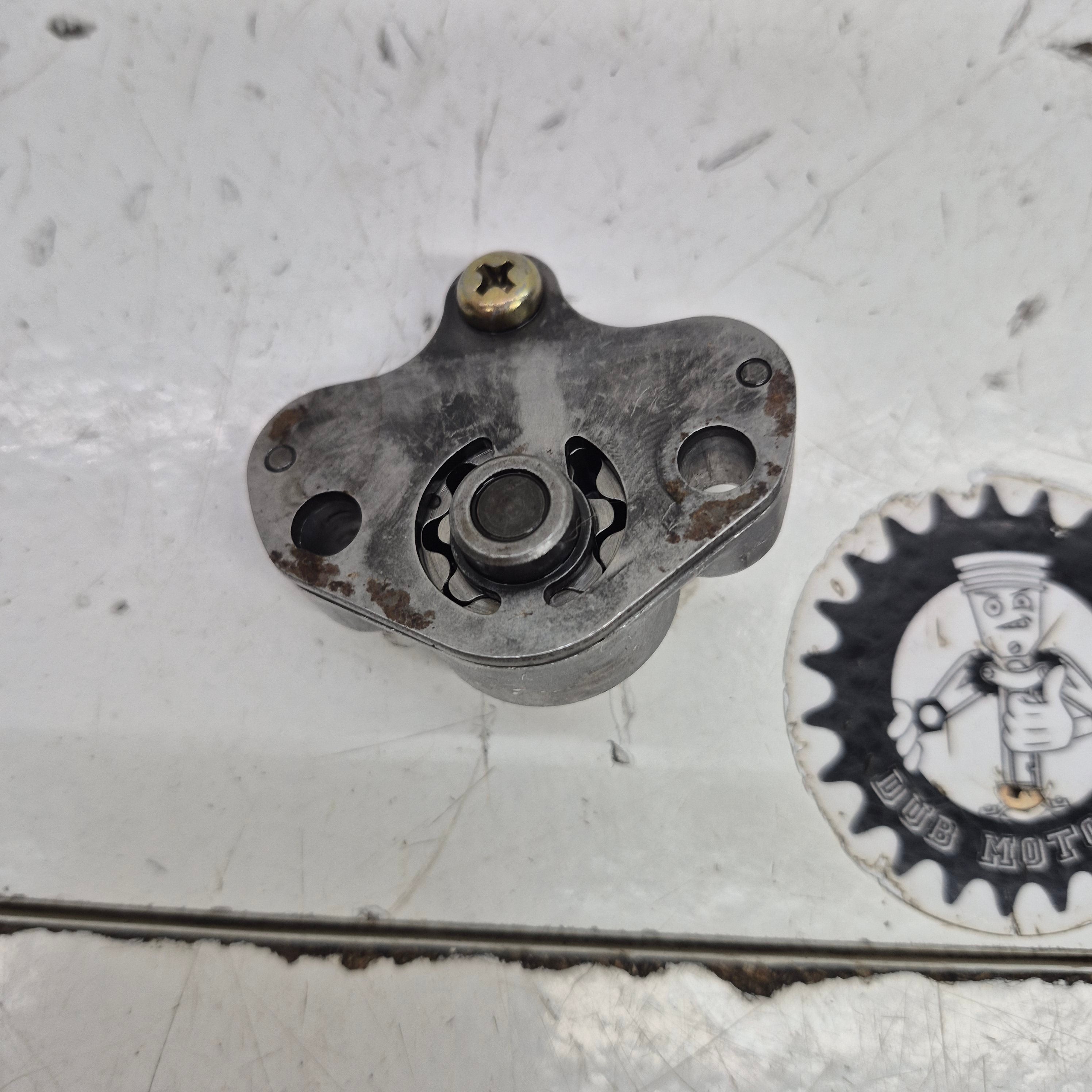 pompe a huile yamaha 125 ttr-2