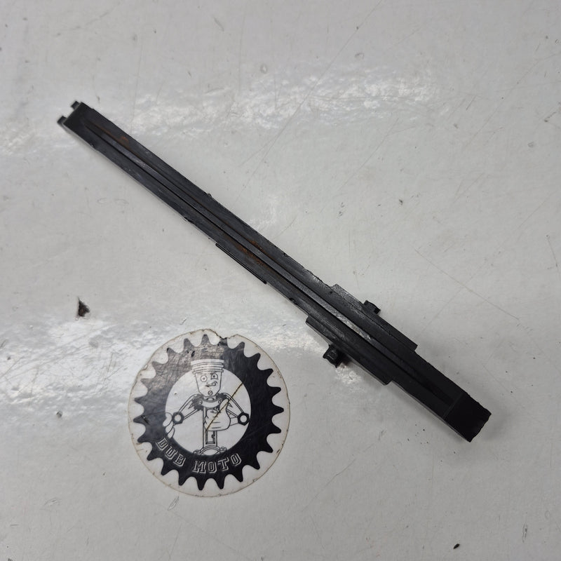 guide chaine distribution yamaha 125 ttr-1