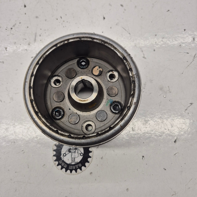 rotor allumage yamaha 125 ttr  AZ037000-2