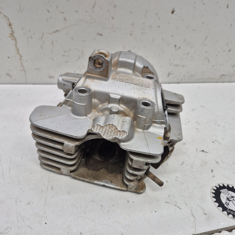 culasse yamaha 125 ttr 5RM00-2