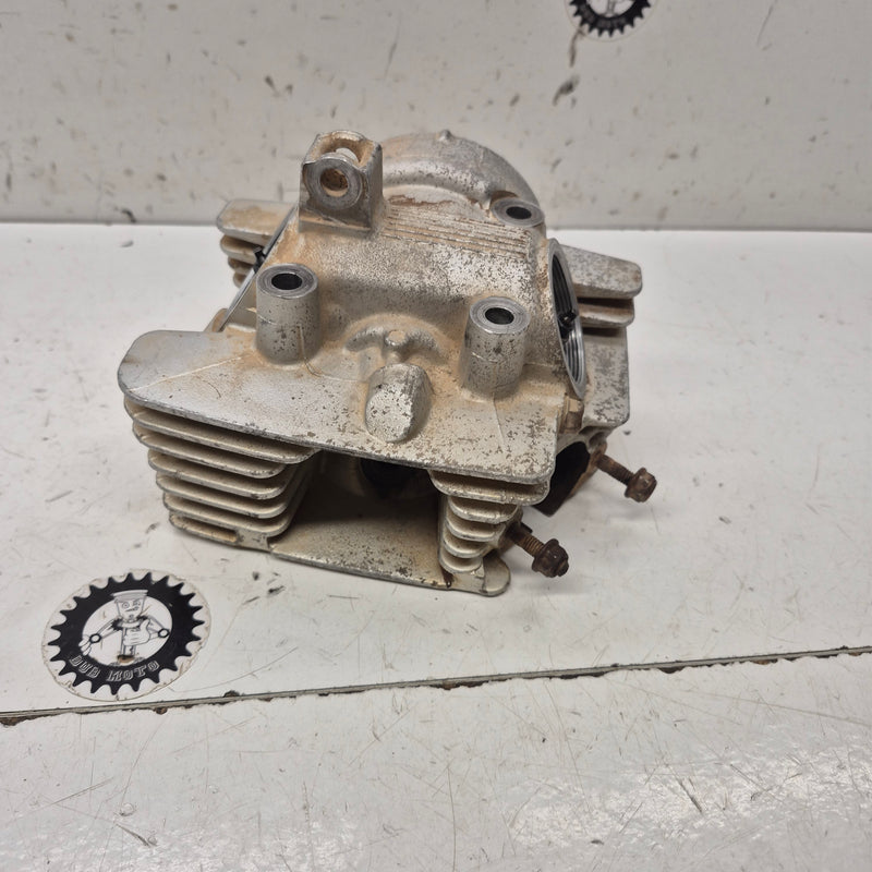 culasse yamaha 125 ttr 5AP00-2