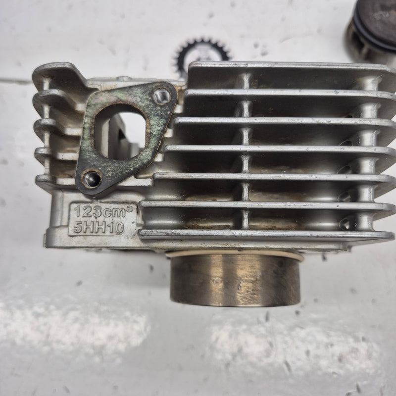 cylindre piston yamaha 125 ttr 5HH10-4